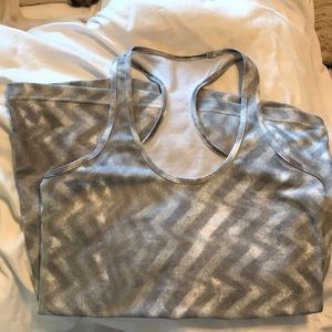 Lululemon racerback tank size 6- gray and white